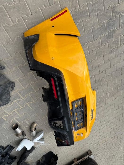 Zderzak tyl toyota supra mk5 a90
