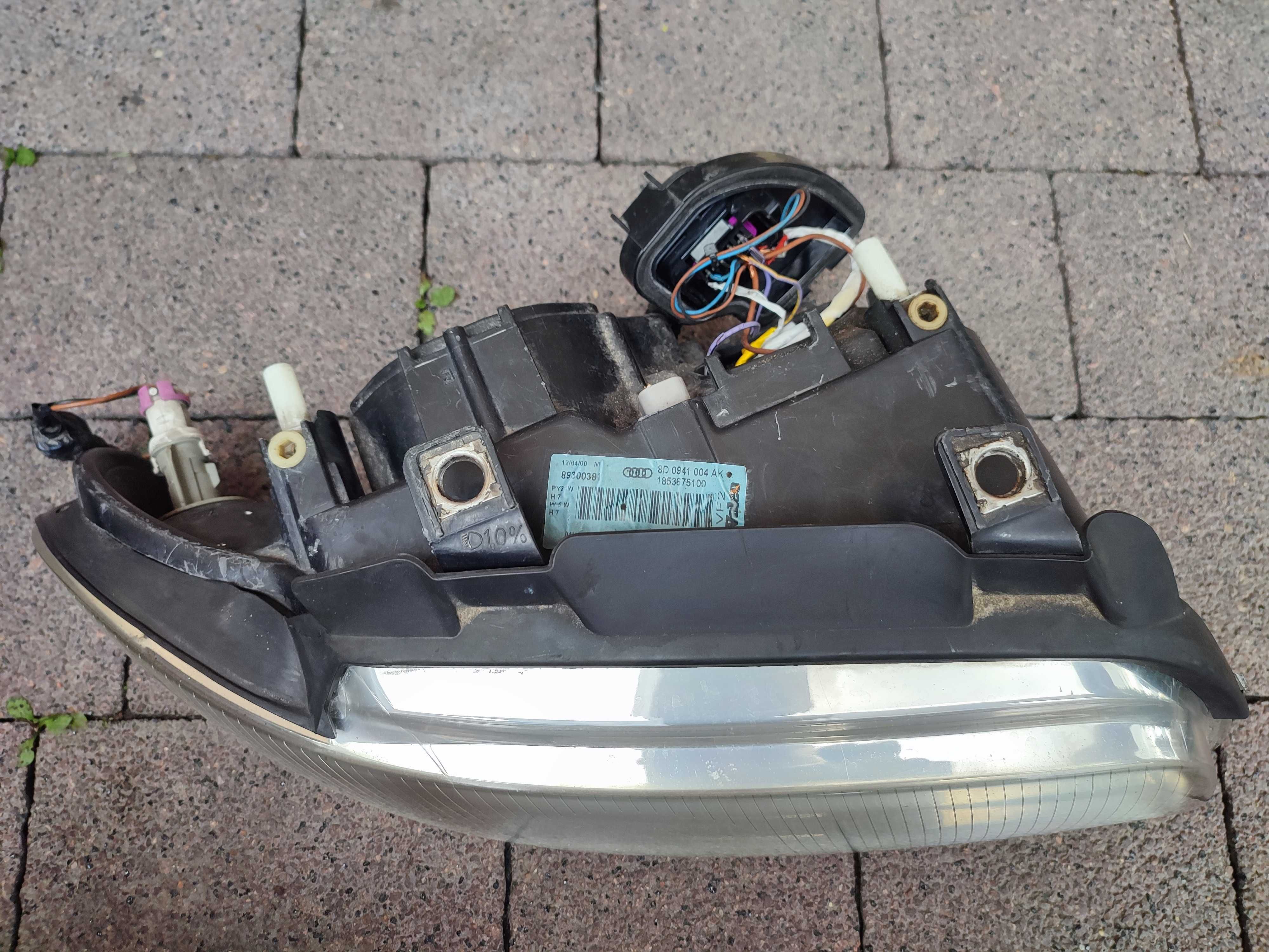 Lampa Przednia Prawa Valeo Audi A4 B5 Lift