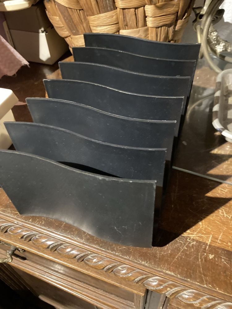 Vários naperons  feitos à mão, porta velas e porta cartas