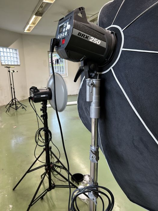 Lampy fotograficzne, komplet wyposazenia studia fotograficznego