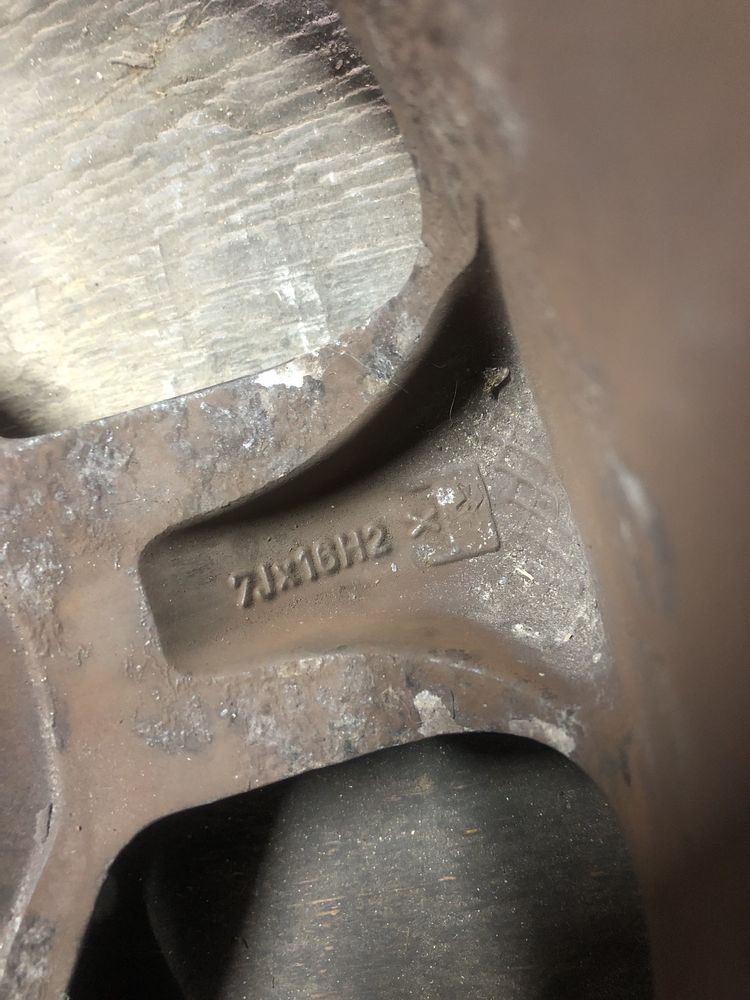 Диски 5:112 R16 Vito 639