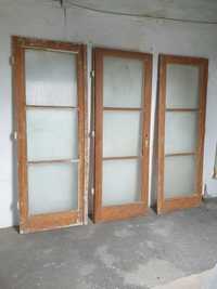 stare drzwi drewniane 3 - skrzydłowe przeszklone modrzewiowe