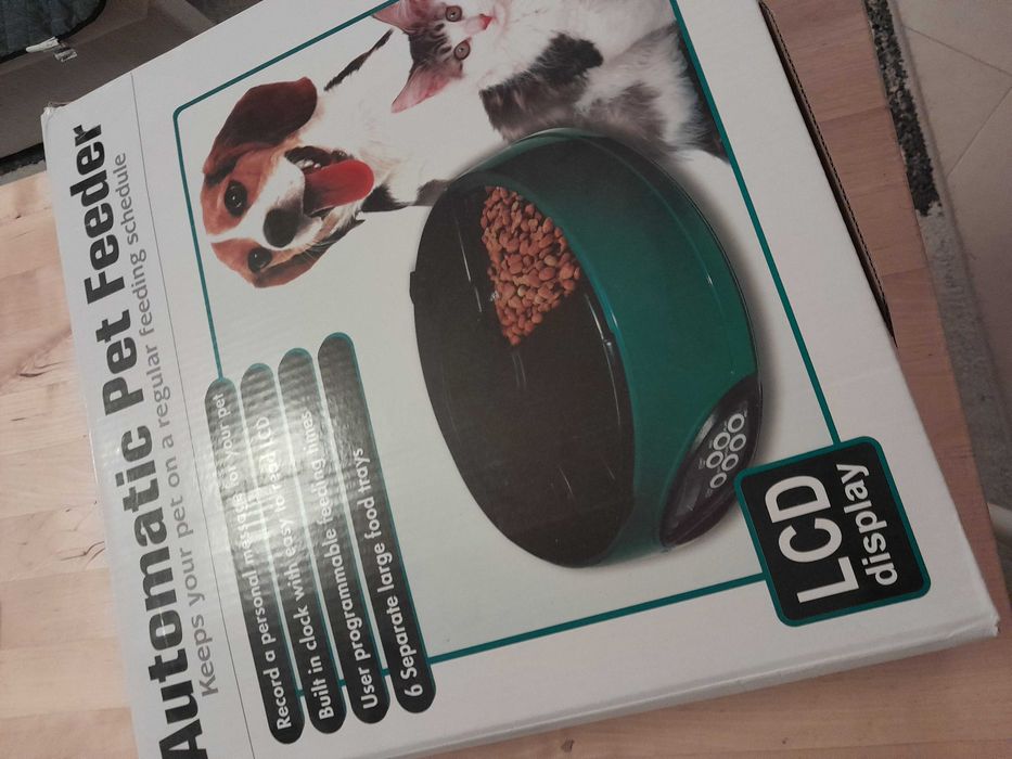 Alimentador automático Andrew James para 6 dias com gravador de voz