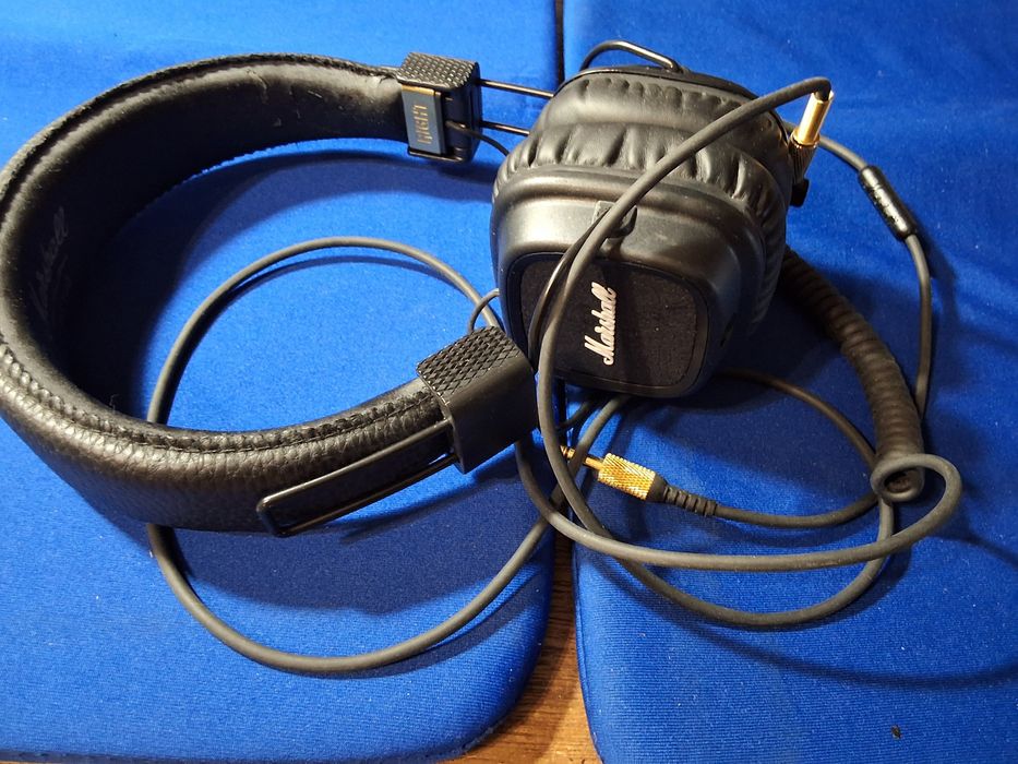 MARSHALL Major II headphones