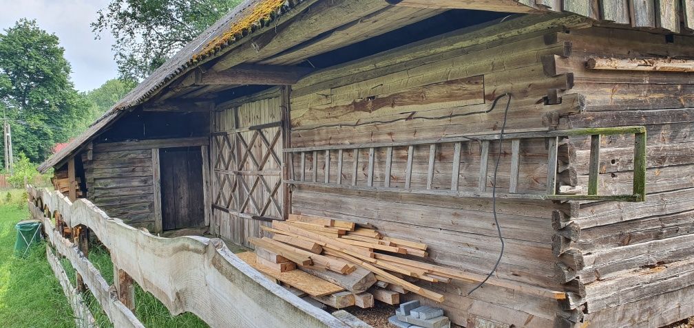 Stare  drzwi  do  stodoły