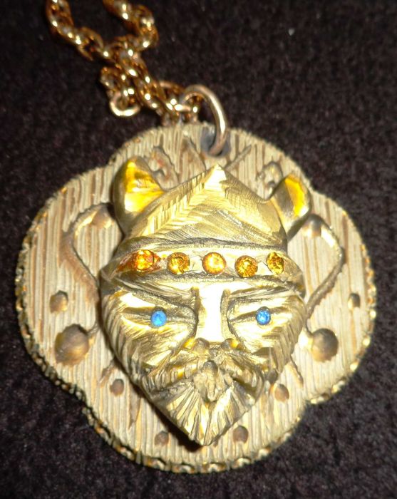 Corrente com pendente Cabeça de Viking - anos 60