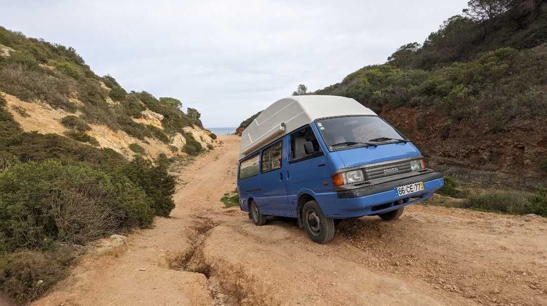 Mazda E2000 Offroad 4x4 AWD Autocaravana Reimo Camper Van/VW T4 Syncro