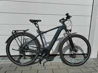 Rower elektryczny Cube Touring