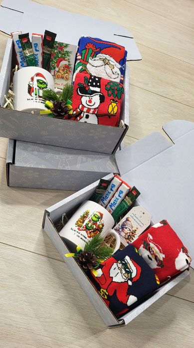 Подарунковий новорічний набір універсальний. Бокс-сюрприз на подарунок