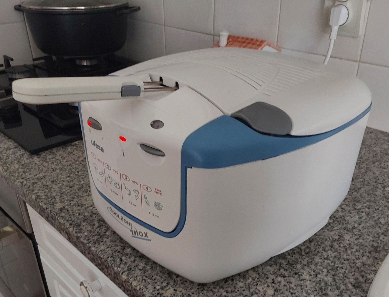 FRITADEIRA ELÉTRICA A ÓLEO 2,5 LT. Casa,Cozinha,Trabalho,Campismo,Café