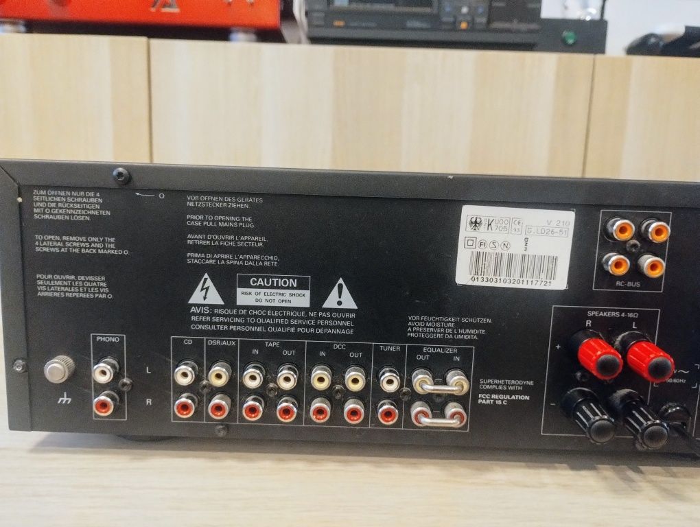 Grundig V 210 - wzmacniacz stereo