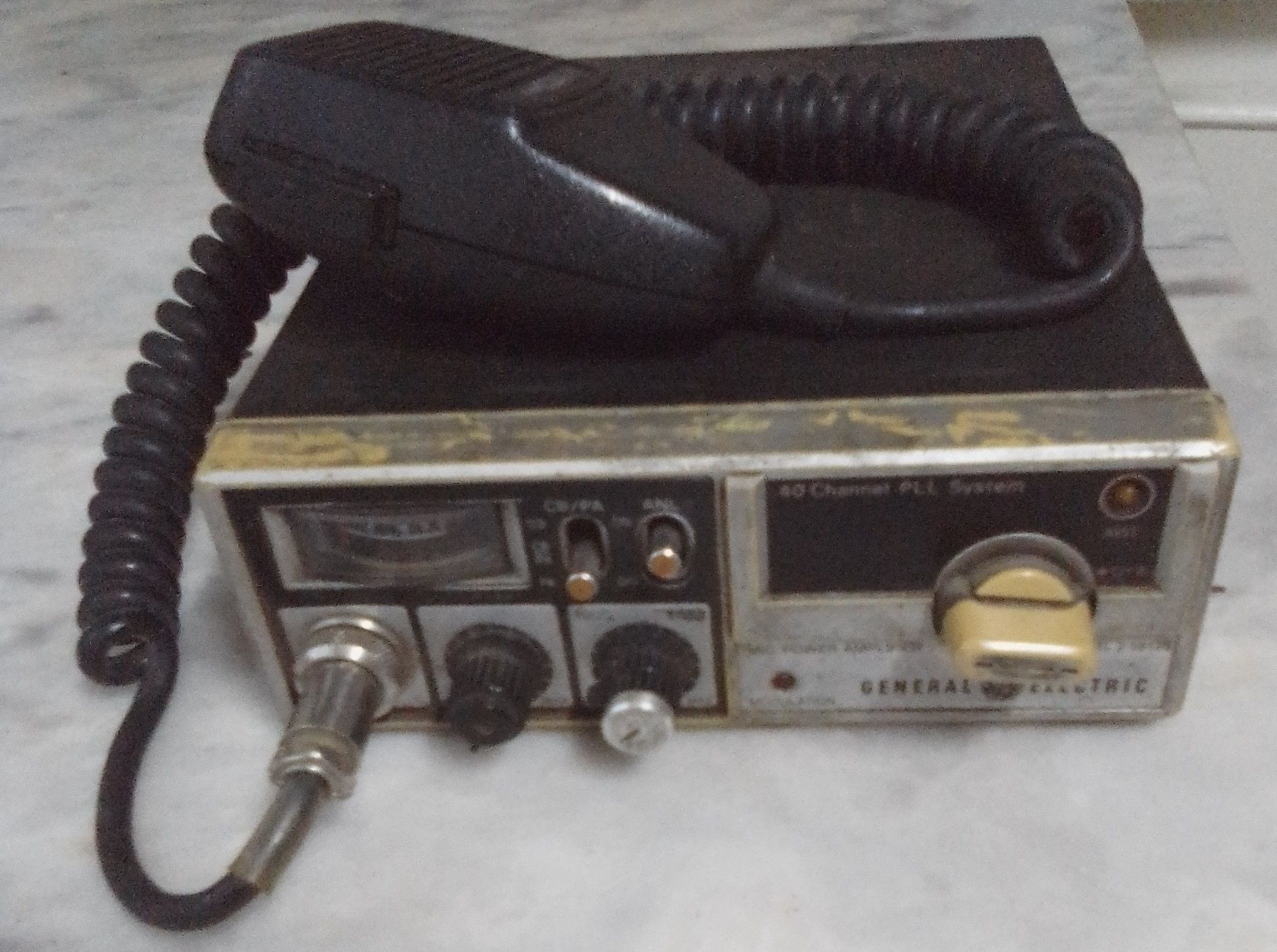 Rádio CB e outros acessórios
