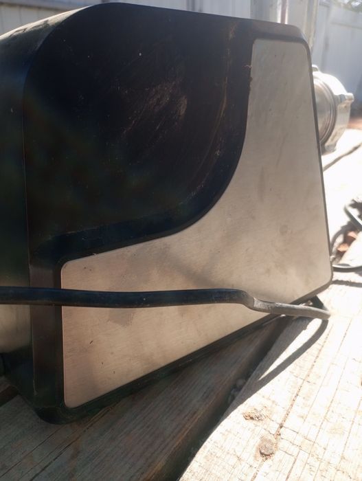 Электромясорубка новая ни разу не использовалась