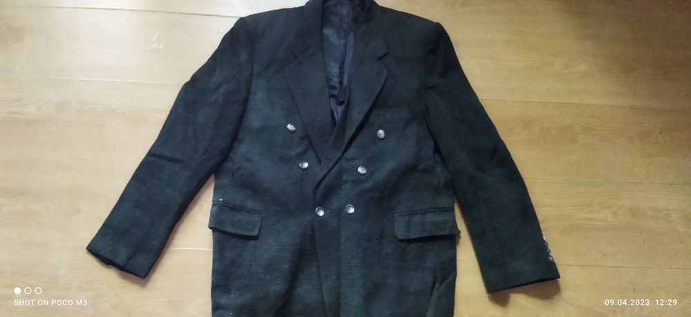 Костюм и брюки б/у.