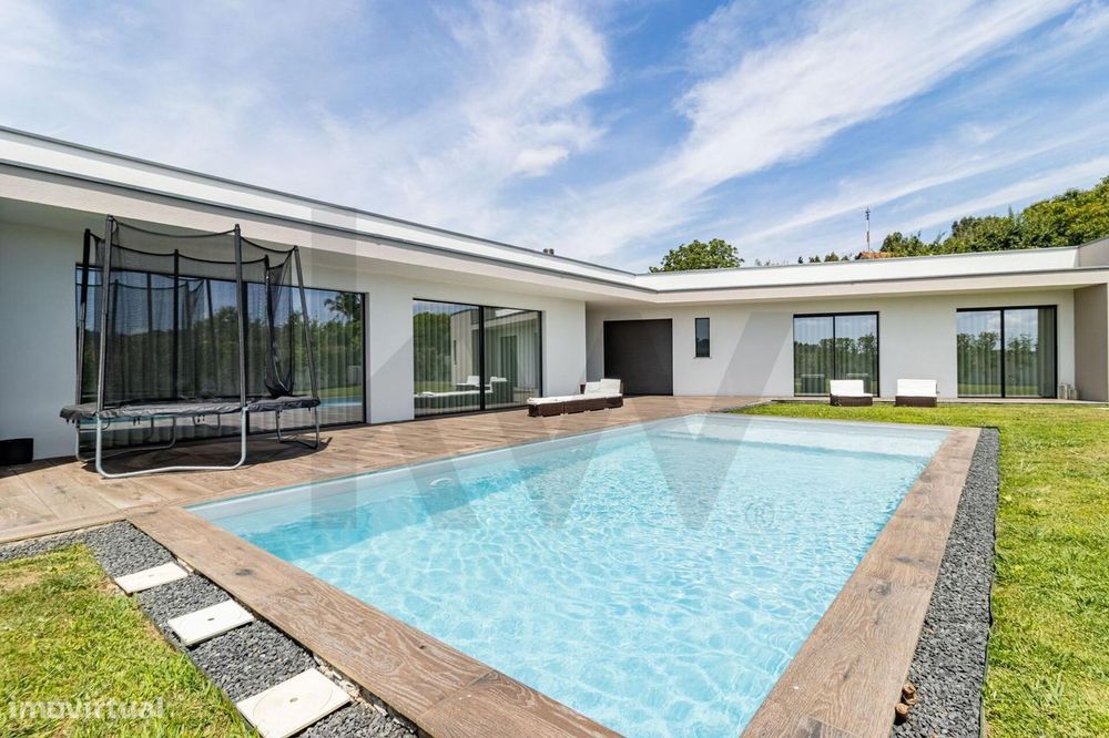 ♦️Moradia TÉRREA T3 de Luxo em São Roque – Oliveira de Azeméis! ♦️