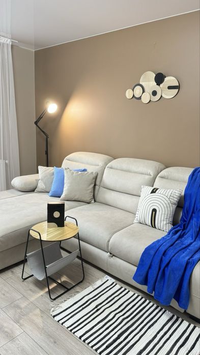 Оренда 2 км квартири з сучасними меблями і ремонтом