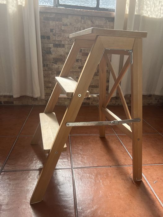 Escadote Ikea BEKVÄM
