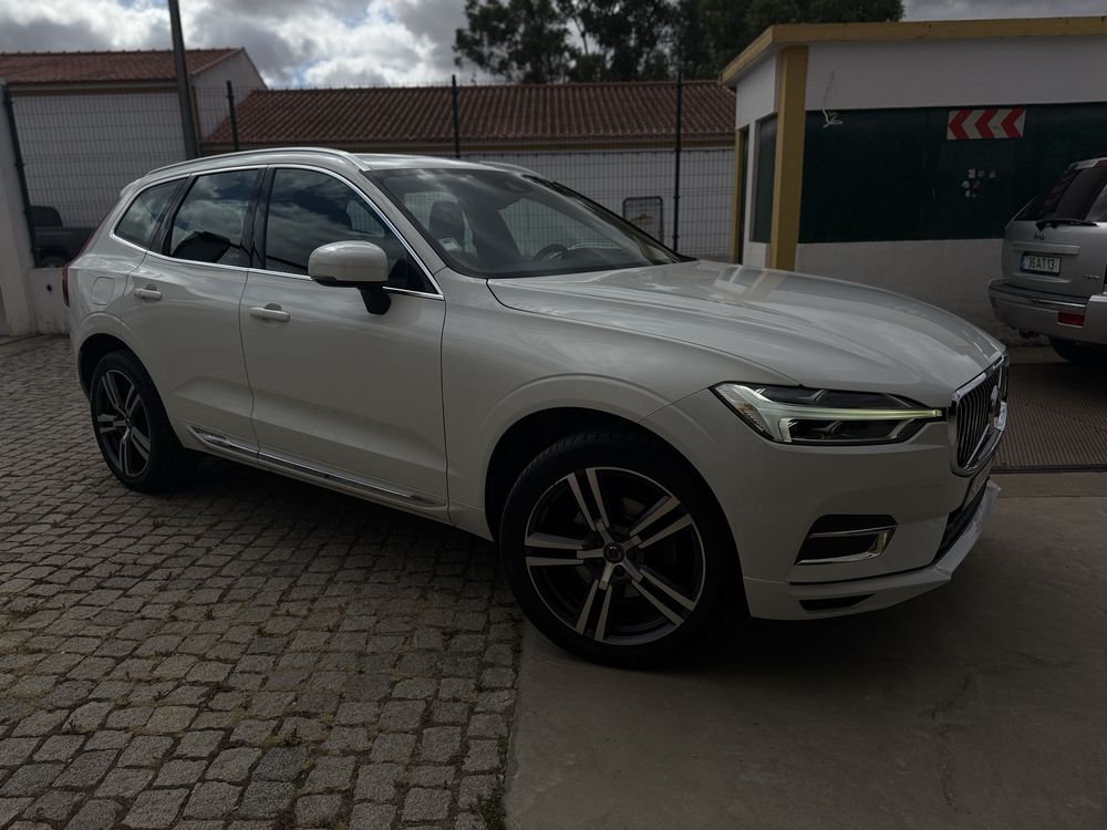 Volvo xc60.