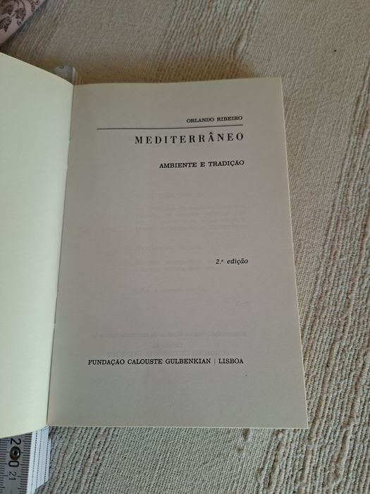 Mediterrâneo. Ambiente e Tradição Orlando Ribeiro livro muito estimado