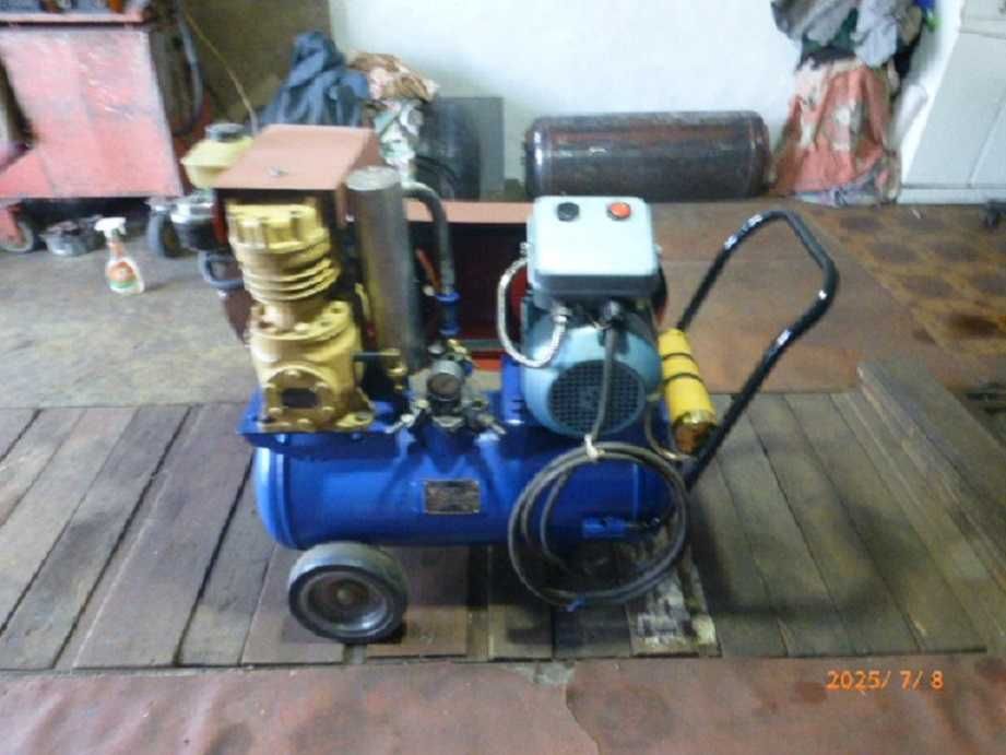 Компресор ФВ6, 450л/хв, 220-380Вт для молярки чи піскоструя