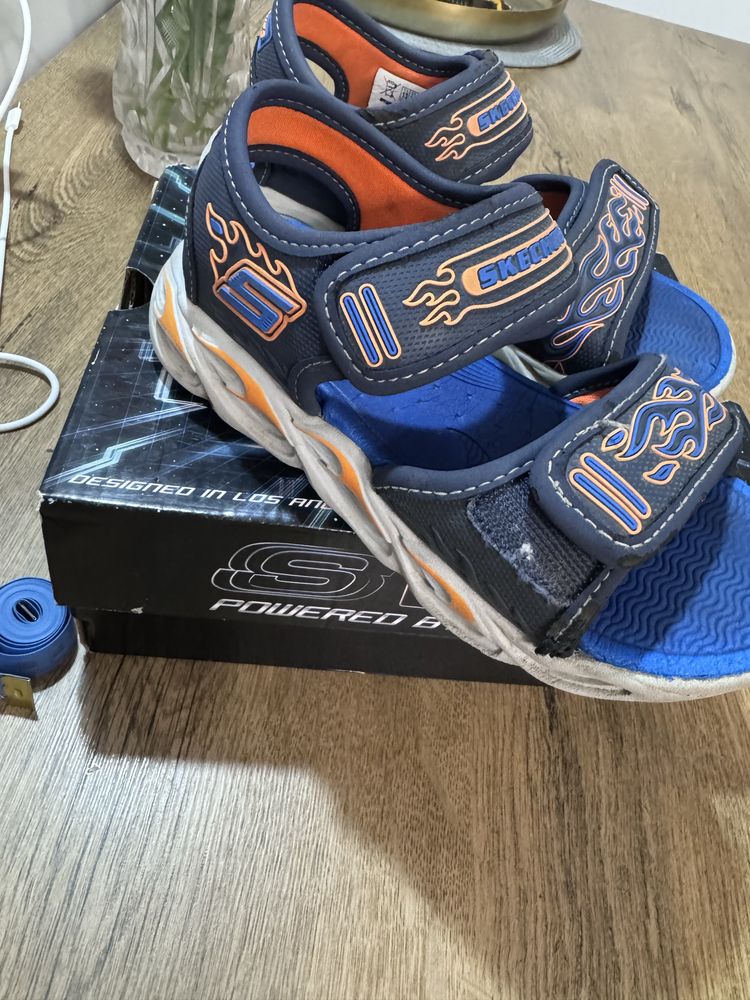 Босоніжки sketchers , розмір 30