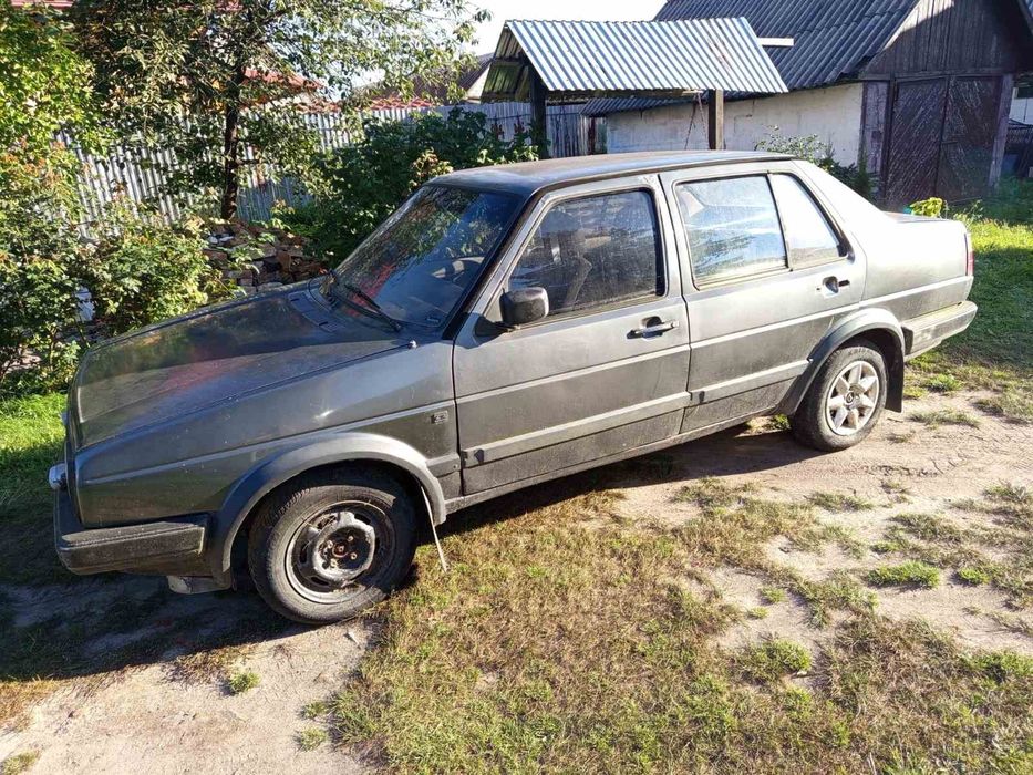 Джетта 1.8 бензин