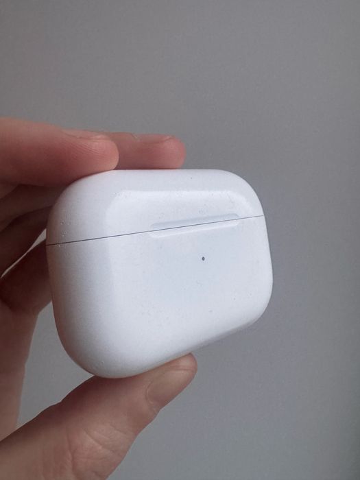 apple airpods pro 2 (беспроводная зарядка)