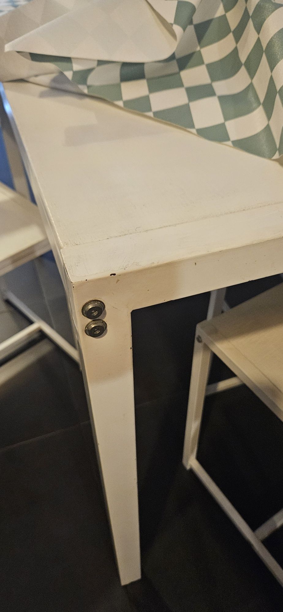 Mesa e 4 cadeiras