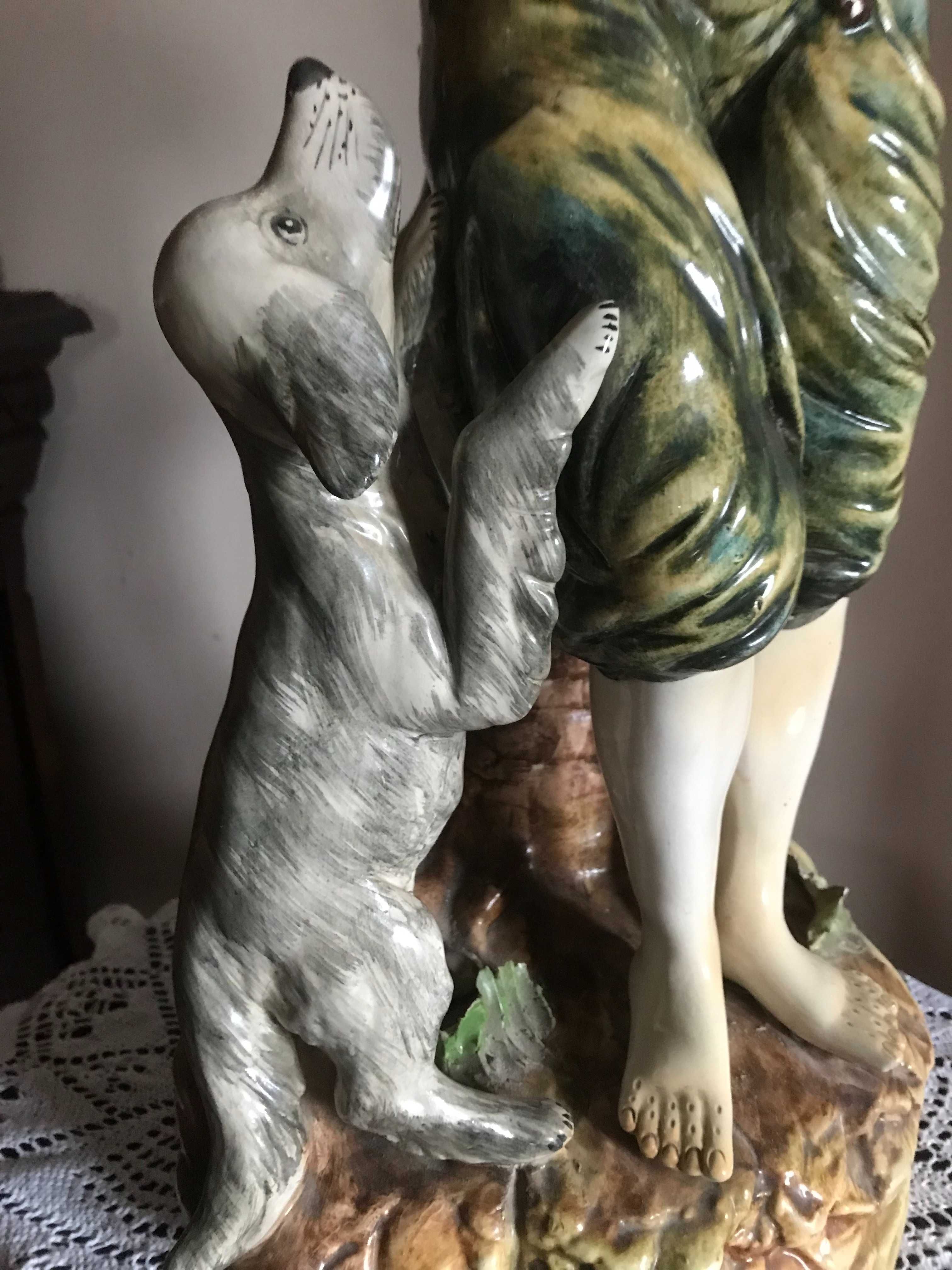 Figura dziewczynki z psem - podstawa do lampy
