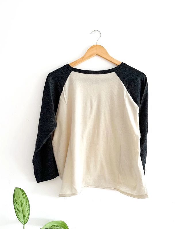Camisola Pull&Bear – Tema Born in 79 – Creme e Cinzenta