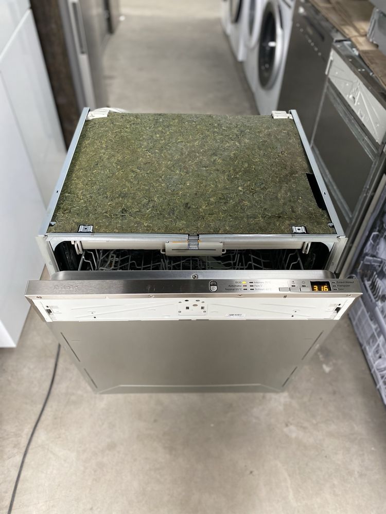 Топова- G6160 SCVi – тиха, якісна, німецька посудомийна машина