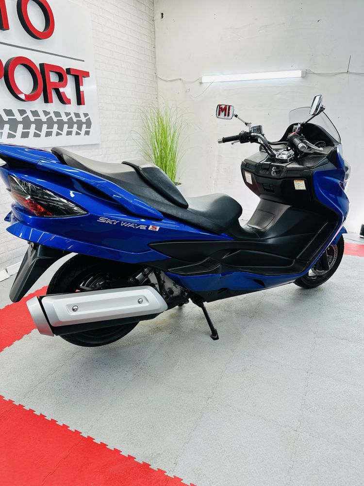скутер Suzuki Skywave Type S 250 в ідеальному стані тільки з Японії