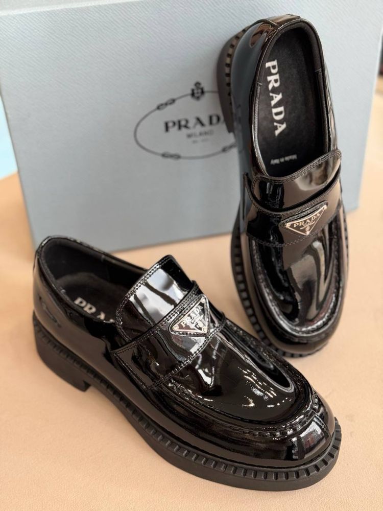 Лофери Prada натуральна шкіра в коробці