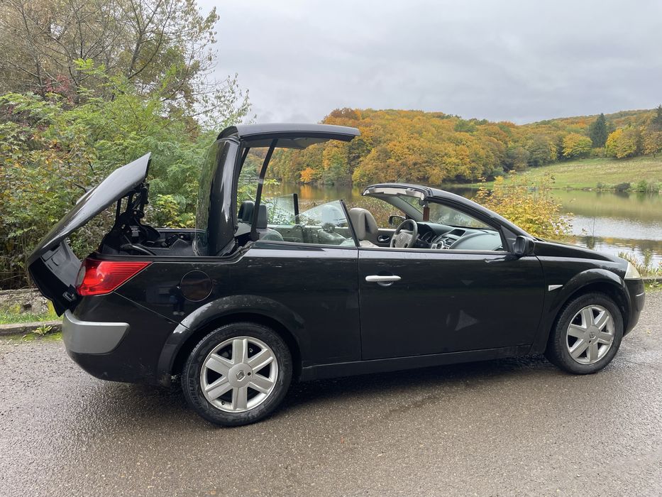 Megan 2 Cabrio- Coupe