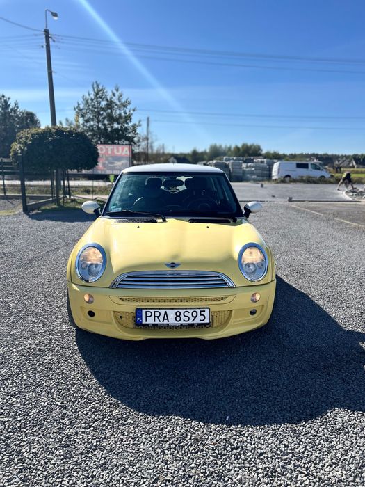 Mini Cooper 1.6 Benzyna 2002 Rok