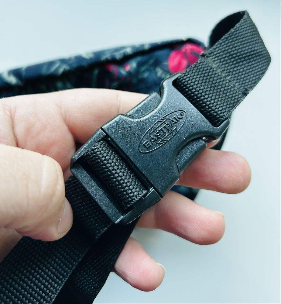 NEW! Сумка на пояс Eastpak SPRINGER