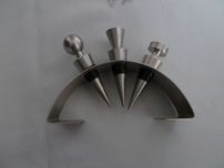 Zestaw metalowych korków do butelek z uszczelkami