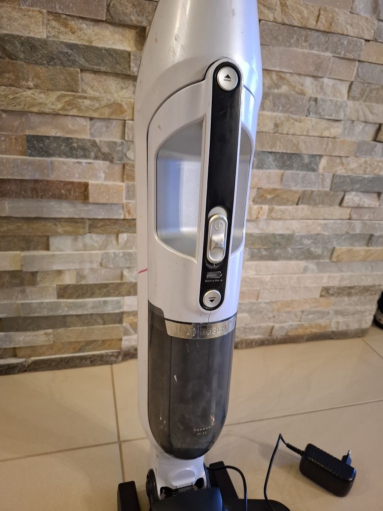 Odkurzacz pionowy Bosh Flexxo 25.2 V nowy silnik
