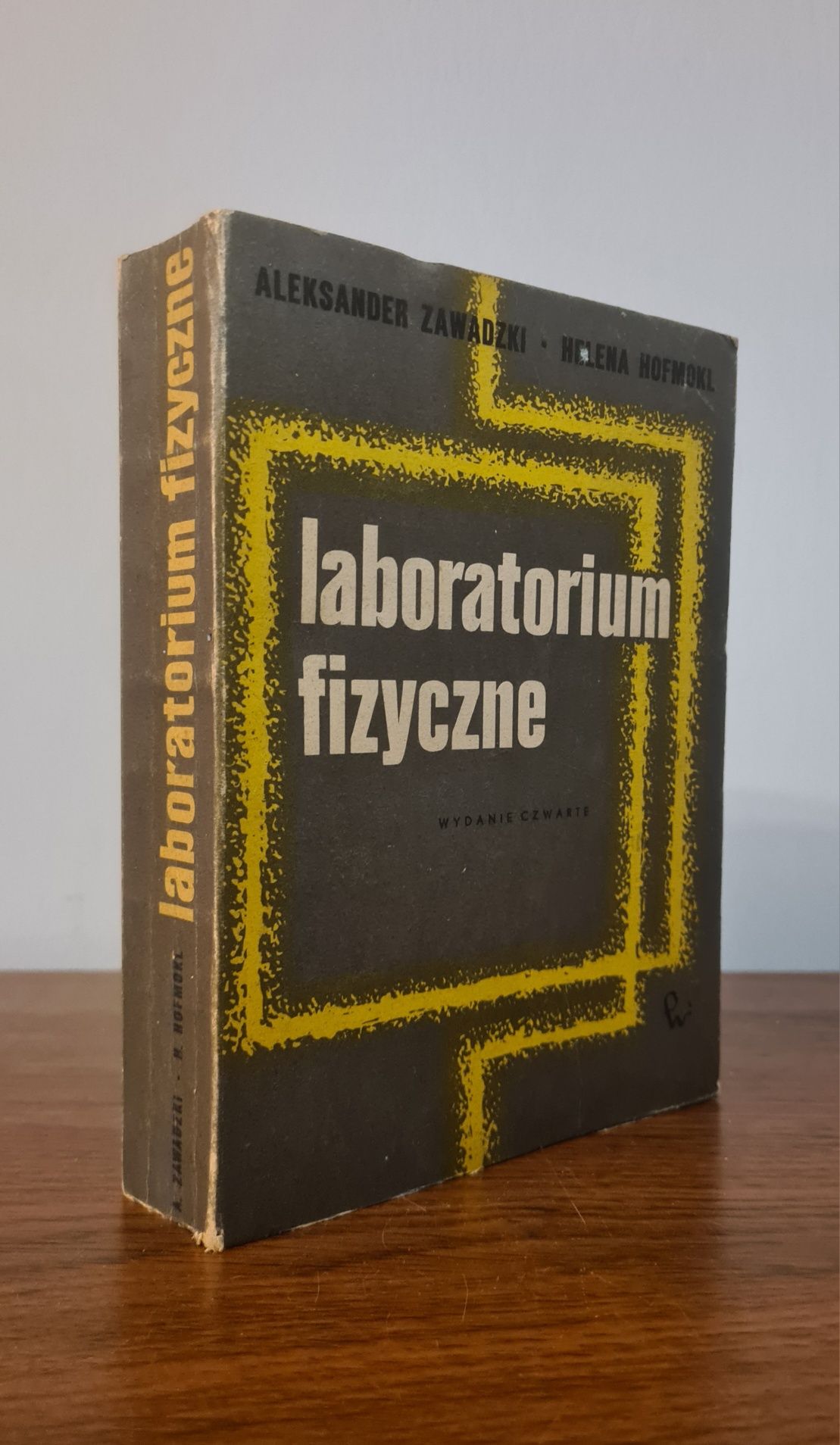 Laboratorium fizyczne - Książka