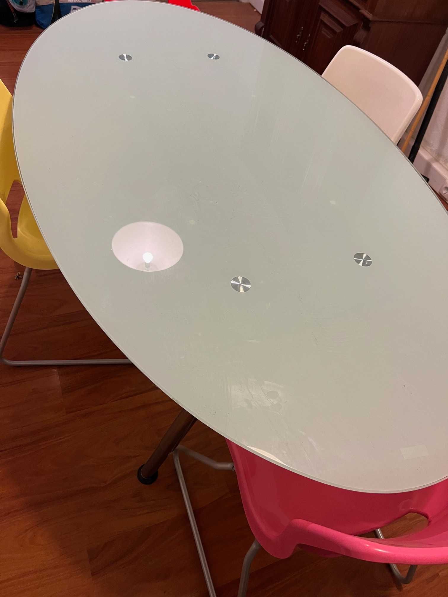 Mesa de vidro Ikea