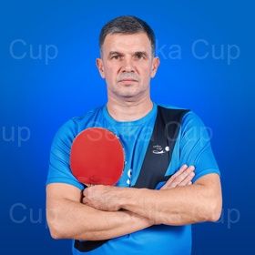 Тренер по настольному теннису