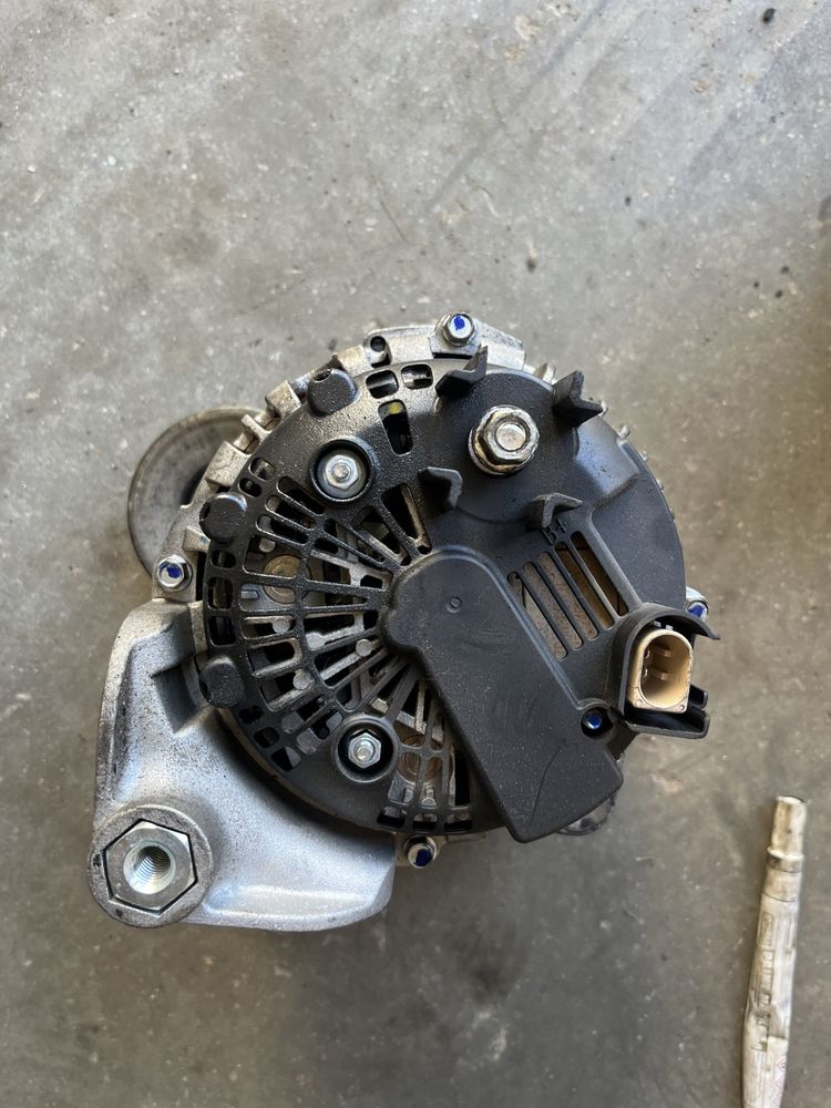Alternator bmw e90 e60 e83 e46 e39 e53 e70 m57 m47 2.0d 3.0d