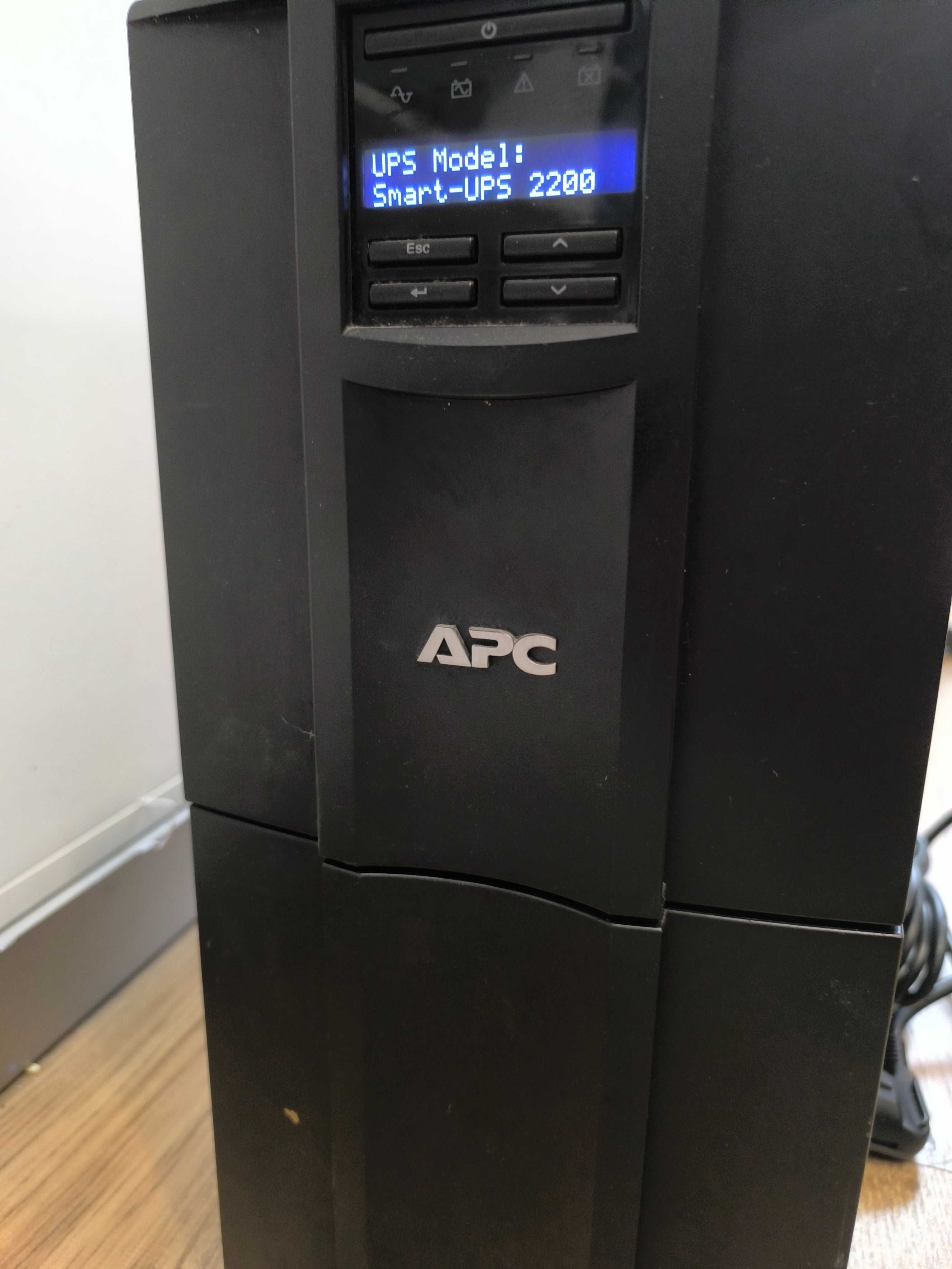 UPS APC smart 2200