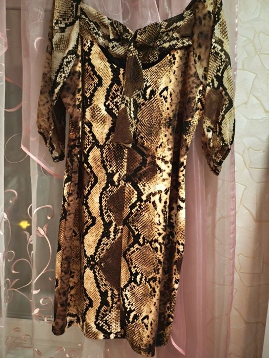 Продам плаття 52 розміру