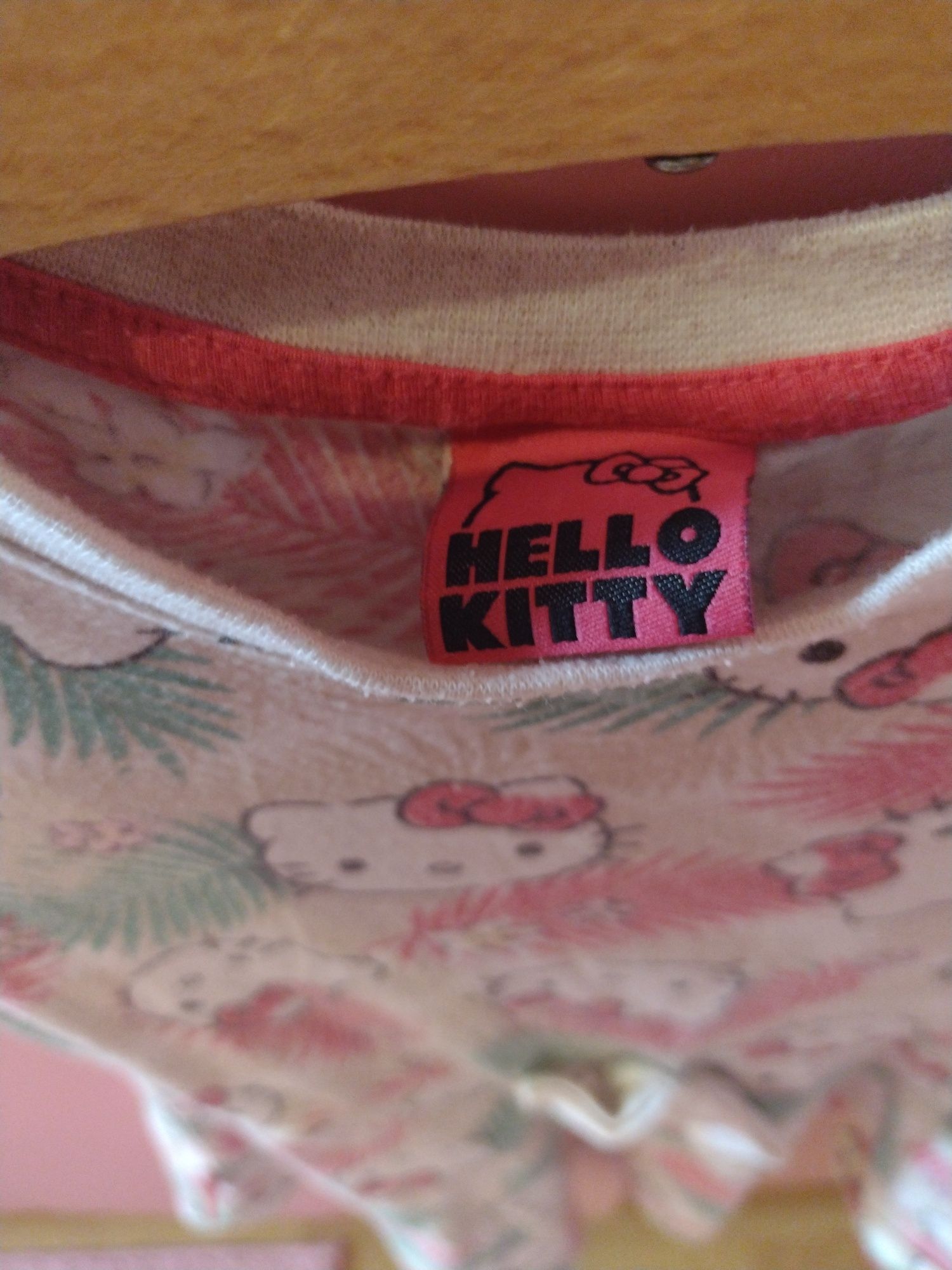 Sukienka dla dziewczynki z hello kitty