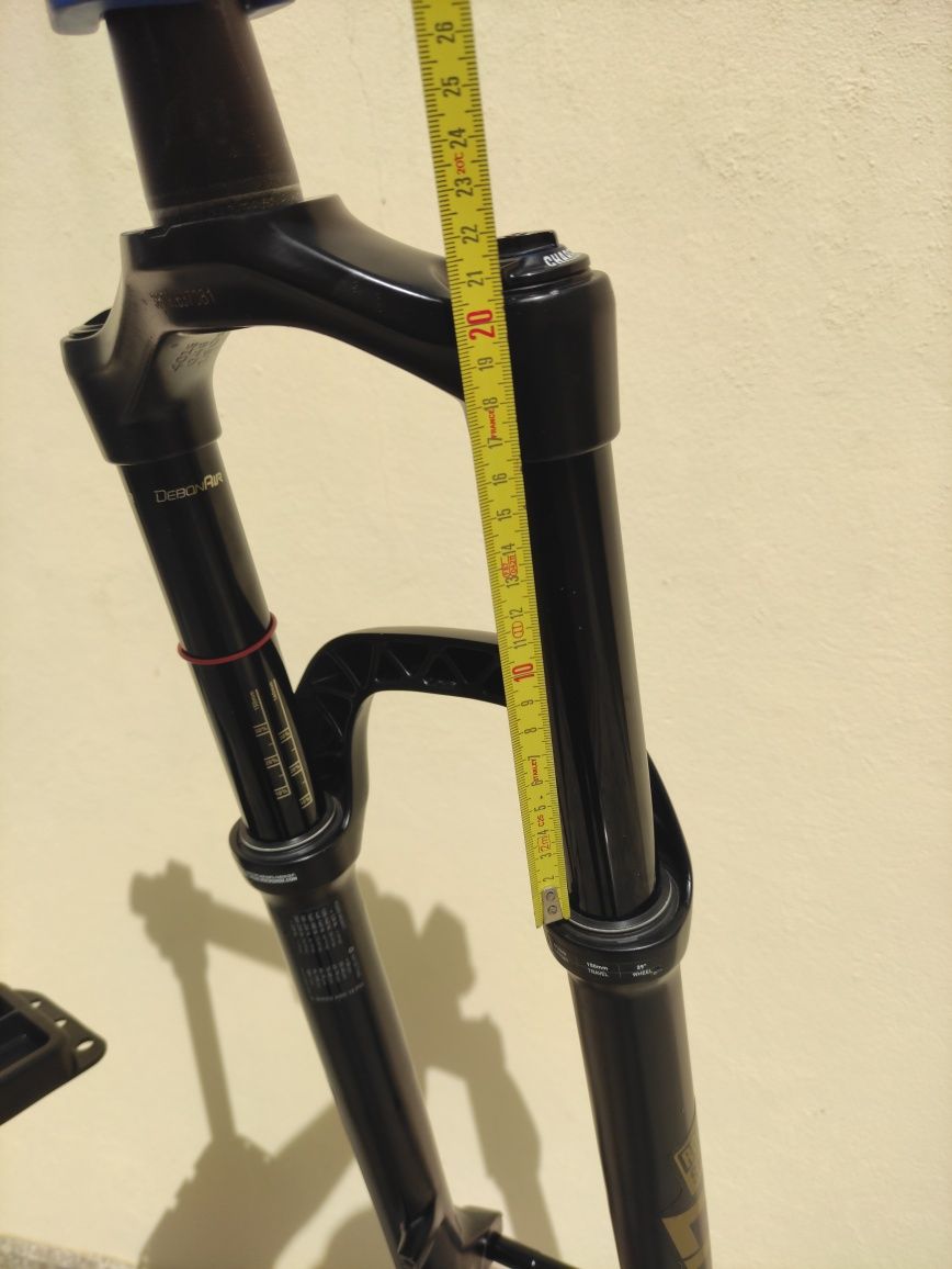 Suspensão Rock Shox Lyrik ULTIMATE 29"