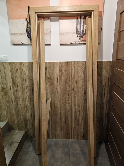 Ościeżnica Regulowana 70 Dąb Europejski