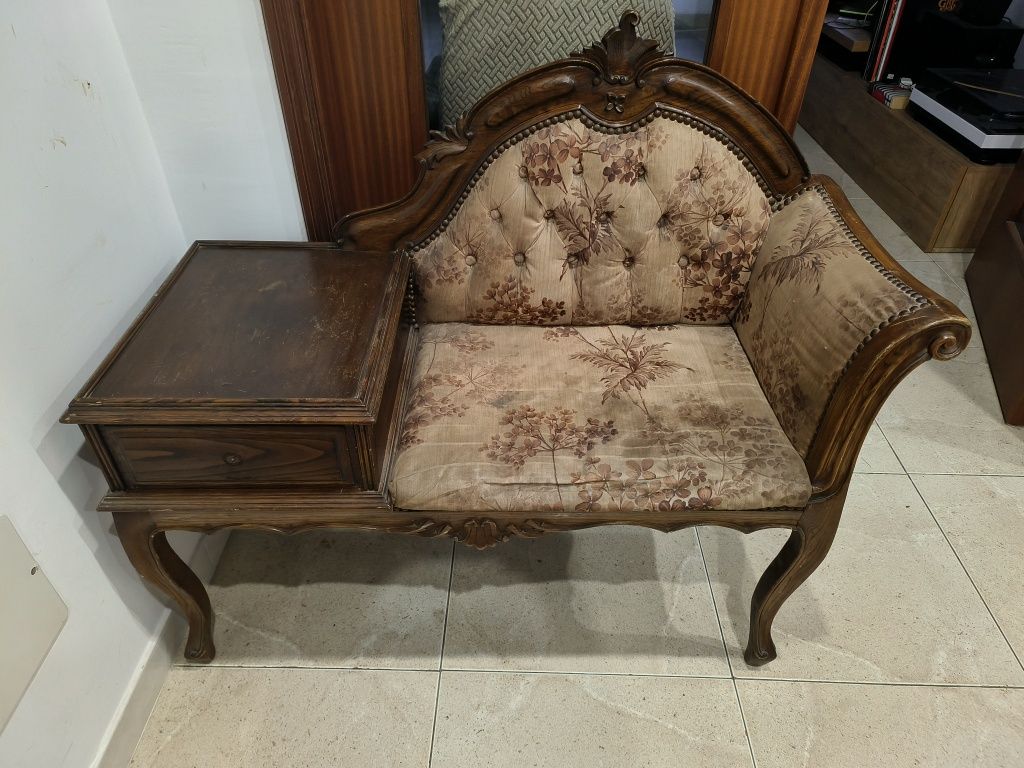 Namoradeira/ Banqueta de telefone
