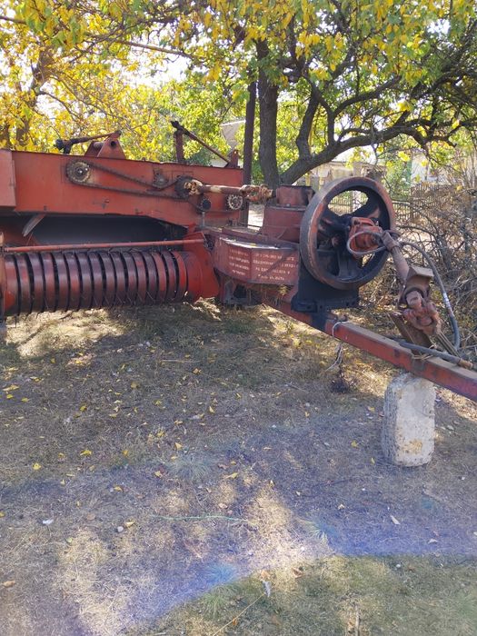 Прес підбирач Киргизстан