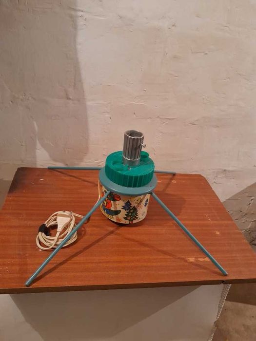 Stojak do choinki obrotowy